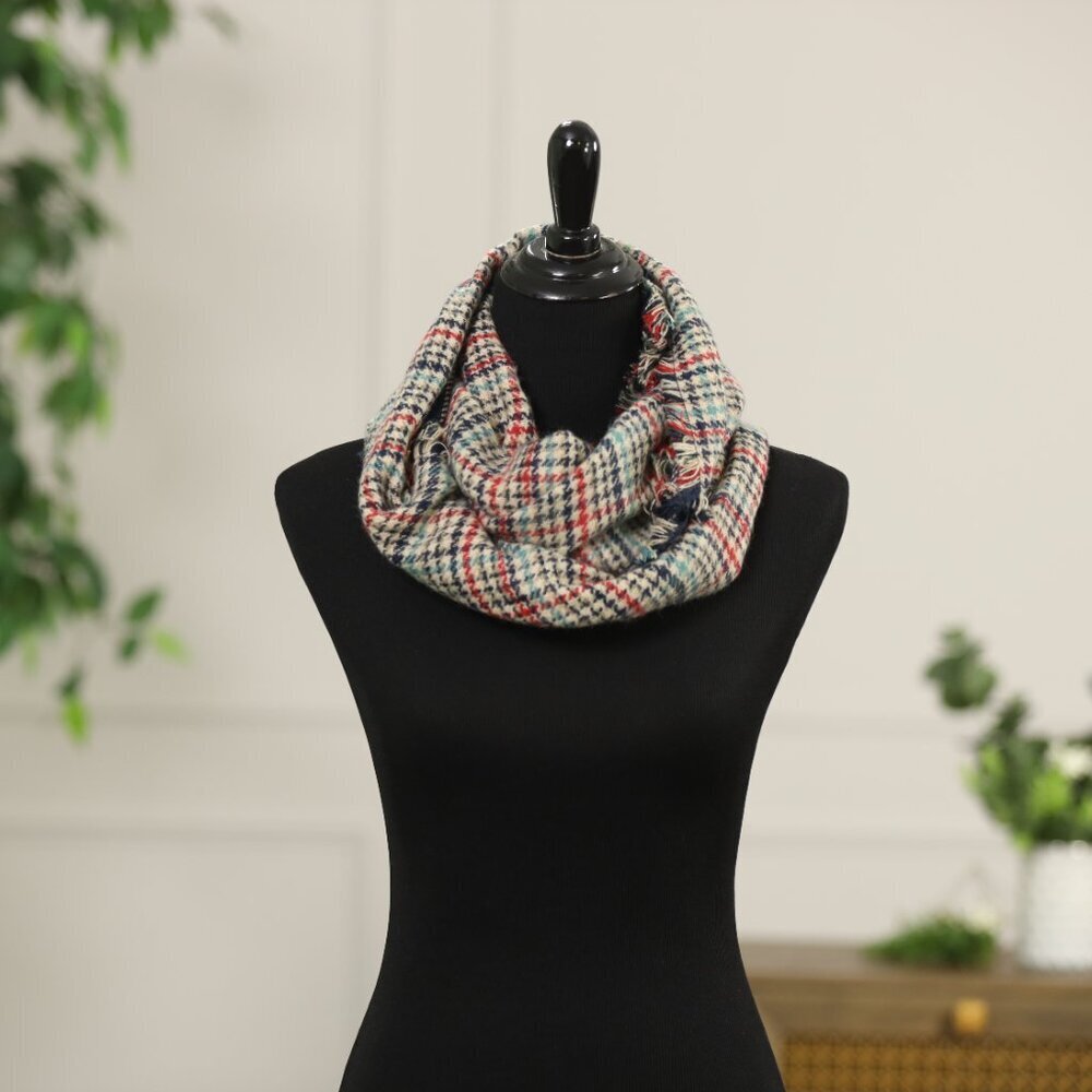 Scarf - Picture 5 of 6